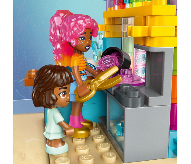LEGO Friends 42649 Sklep z cukierkami w Heartlake - 1284096 - zdjęcie 8